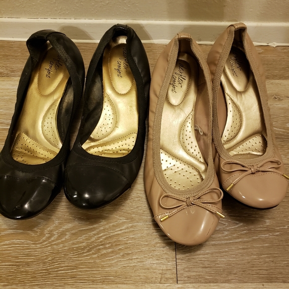 Two pair casual shoes - Picture 1 of 3